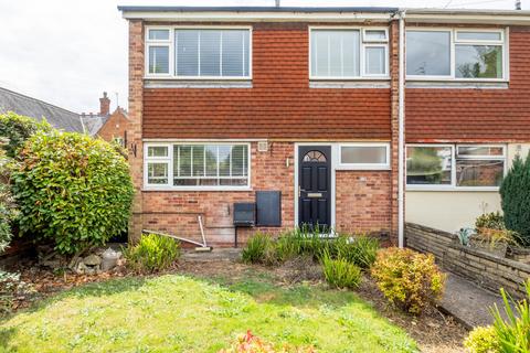 3 bedroom semi-detached house to rent, The Green, East Leake