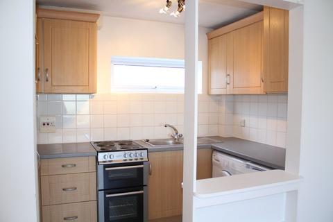 1 bedroom flat to rent, Firgrove Court, Hungerford