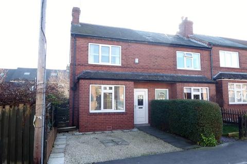 2 bedroom end of terrace house to rent - Merton Avenue, Farsley