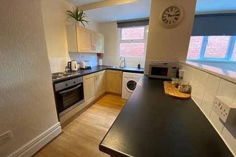 2 bedroom ground floor flat to rent, Cathedral Road, , Cardiff