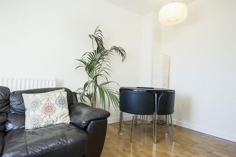 2 bedroom apartment to rent, Bridge Street, Walton-On-Thames