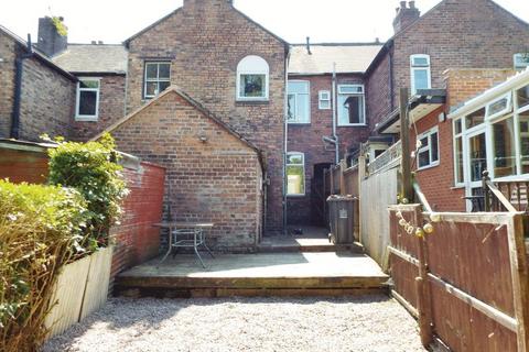 4 bedroom terraced house to rent, Friarswood Road, Newcastle