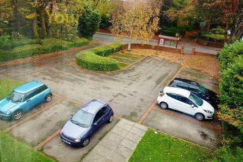 6 bedroom apartment to rent, Flat 3, Cardigan road, Hyde Park