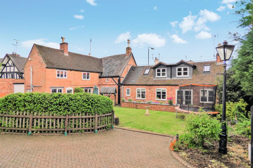 Bells End Road, Walton on Trent 4 bed cottage £515,000