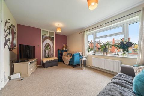 3 bedroom semi-detached house for sale, Thirlstane Road, Malvern, WR14 3PL