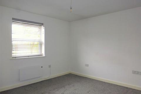 2 bedroom apartment to rent - Westwood Road, Stockport