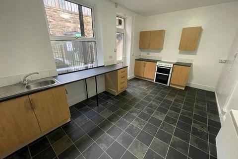 1 bedroom flat to rent - 1a Brooklyn Place, Fairfield Road, Buxton, Derbyshire, SK17
