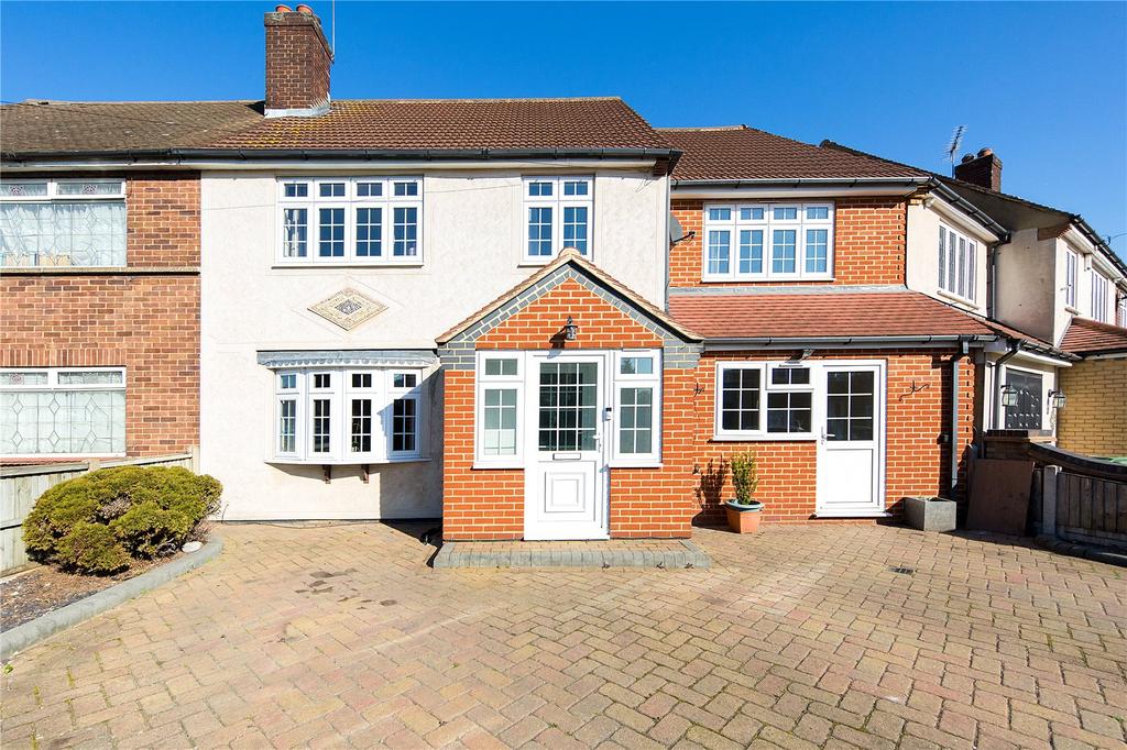 New Zealand Way, Rainham, RM13 4 bed house £450,000