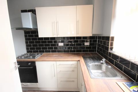 2 bedroom terraced house for sale, 21 Woodview Terrace, Leeds, West Yorkshire, LS11