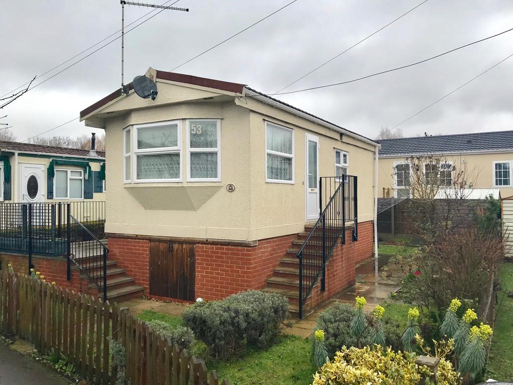 Iford Bridge Park, Bournemouth BH6 1 bed park home £80,000