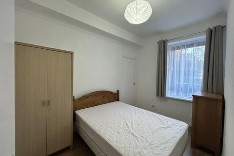 1 bedroom flat to rent, 2 Walker Place, Torry, Aberdeen, AB11 8BQ