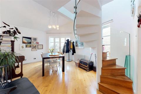 2 bedroom penthouse to rent, Weston Street, London, SE1