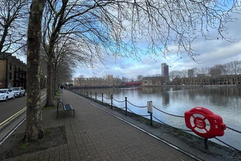 undefined, Greenland Quay, London, SE16