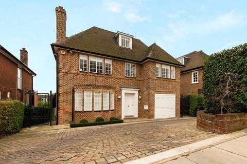 Church Mount, Hampstead Garden Suburb