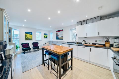 2 bedroom apartment for sale, Ashtead