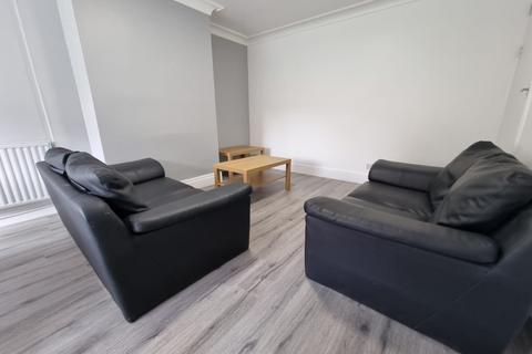 undefined, Hessle Road, Hyde Park, Leeds LS6 1EH