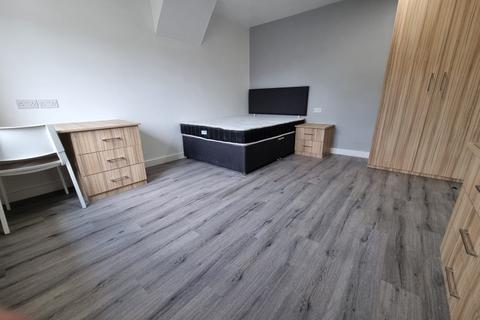 undefined, Hessle Road, Hyde Park, Leeds LS6 1EH