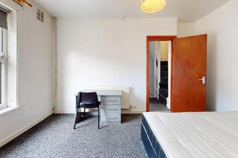 undefined, Kelsall Grove, Hyde Park, Leeds