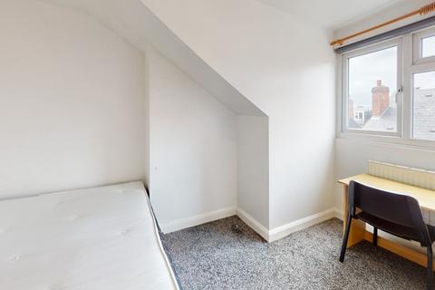 undefined, Kelsall Grove, Hyde Park, Leeds