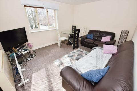 2 bedroom flat to rent, Trinity Court, Cleminson Street, Salford, M3