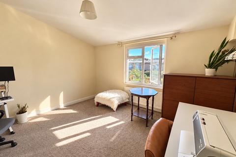 1 bedroom maisonette to rent, Meadow Way, Stevenage