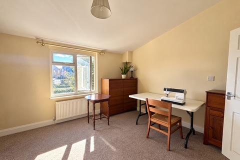 1 bedroom maisonette to rent, Meadow Way, Stevenage