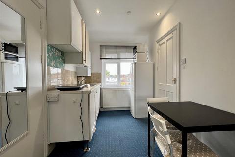 1 bedroom apartment to rent, FF STUDIO Empire Road, Perivale, Greenford