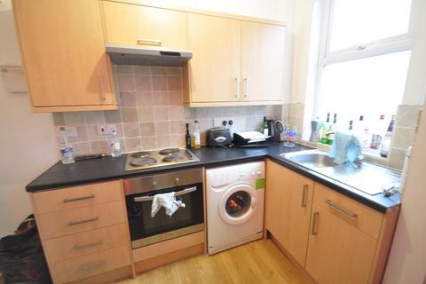 undefined, Harold Grove, Hyde Park, Leeds LS6 1PH