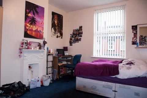 undefined, Thornville Road, Hyde Park, Leeds LS6 1JY