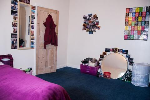 undefined, Thornville Road, Hyde Park, Leeds LS6 1JY