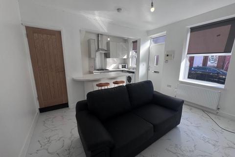 undefined, Harold Mount, Hyde Park, Leeds LS6 1PW