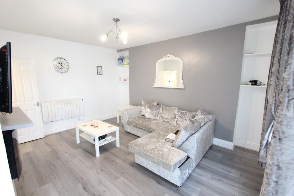 Railway Terrace, Penygraig Tonypandy 3 bed terraced house £85,000