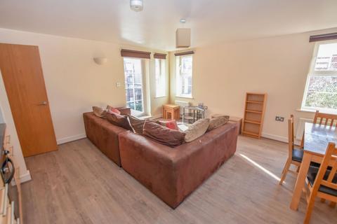 2 bedroom flat to rent, Barrington Road, Altrincham, Cheshire, WA14