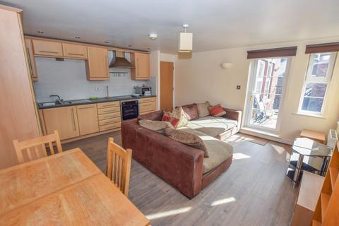 2 bedroom flat to rent, Barrington Road, Altrincham, Cheshire, WA14