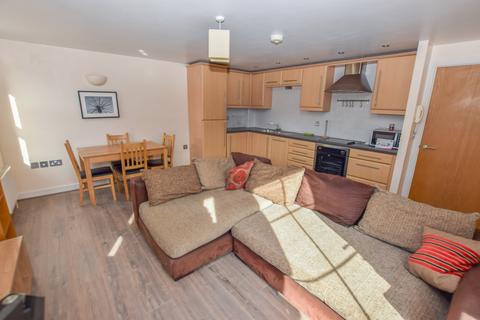 2 bedroom flat to rent, Barrington Road, Altrincham, Cheshire, WA14