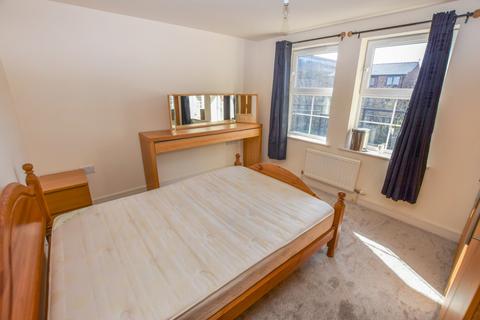 2 bedroom flat to rent, Barrington Road, Altrincham, Cheshire, WA14