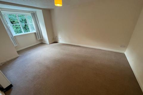 2 bedroom flat to rent, Aldershaws, Dickens Heath, Solihull, West Midlands, B90