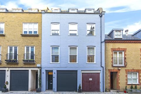 3 bedroom house to rent, Chenies Mews, London, WC1E
