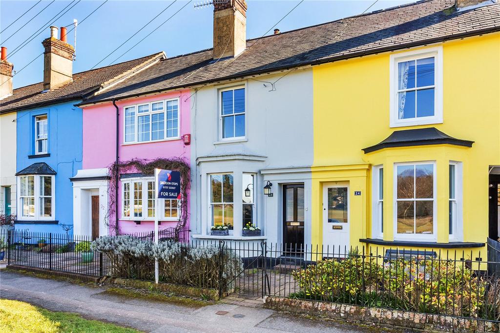 Flanchford Road, Reigate, Surrey, RH2 3 bed terraced house £650,000