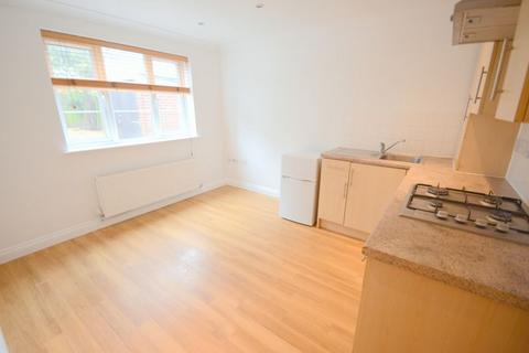 1 bedroom flat for sale, Holdenhurst Road, Bournemouth BH8