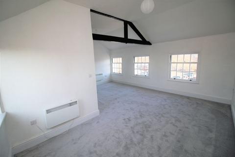 2 bedroom apartment to rent, Thame