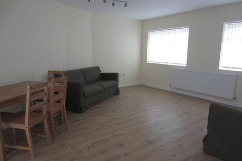 1 bedroom in a house share to rent, Modern Double Room, Freshly Decorated within Shared House