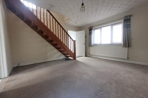 2 bedroom terraced house to rent, Elim Court