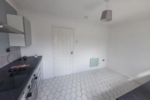 2 bedroom terraced house to rent, Elim Court