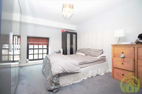 1 bedroom apartment to rent, Main Road, Romford