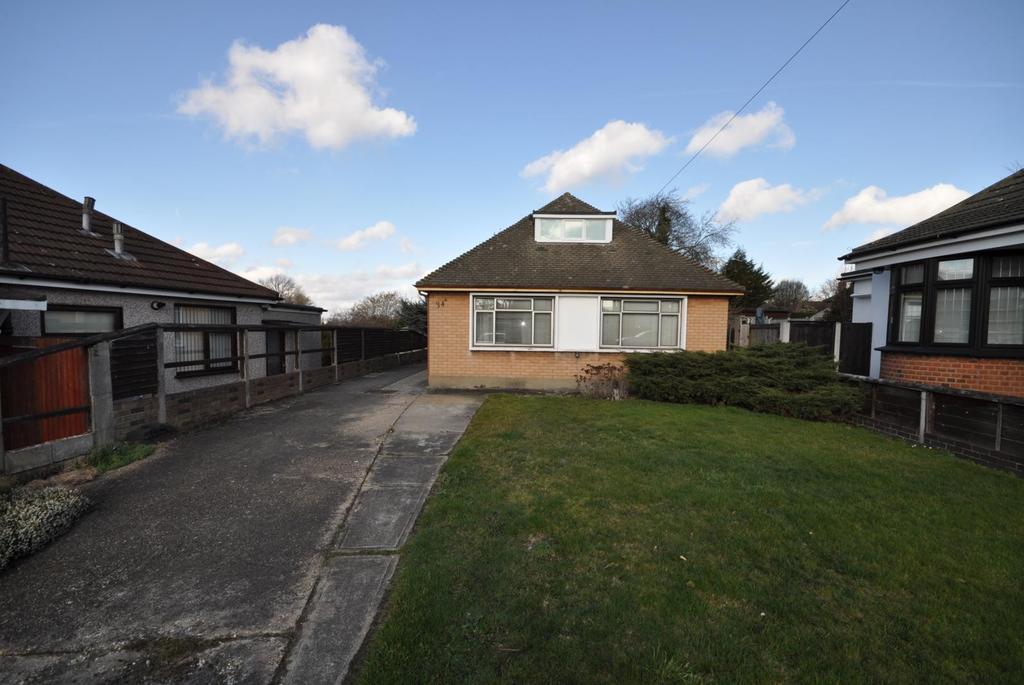 Dorian Road, Hornchurch, Essex, RM12 3 bed detached bungalow £425,000