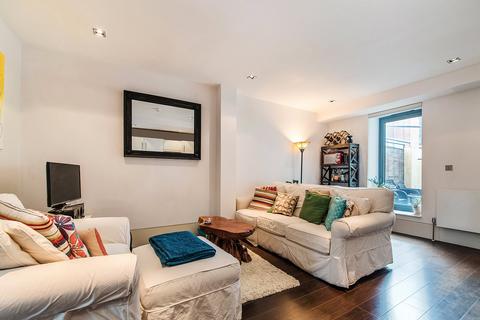 undefined, Slingsby Place, St Martin's Courtyard, WC2E