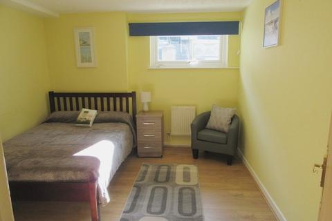 1 bedroom in a flat share to rent, 14 Woods Row, Carmarthen, Carmarthenshire. SA31 1BX