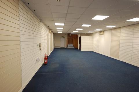 Shop to rent, 22 Queen Street, Neath, SA11 1DL