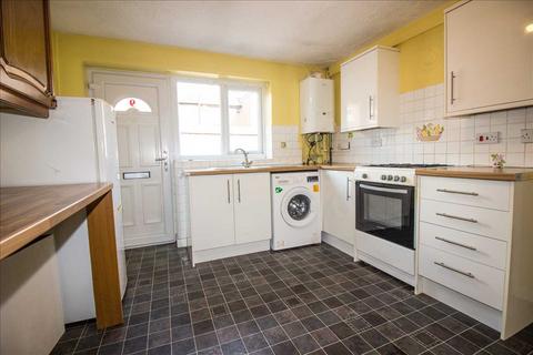 2 bedroom terraced house to rent, Grieves Row, Dudley